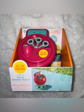 sun squad party bubble maker